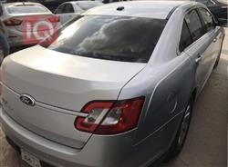 Ford Taurus